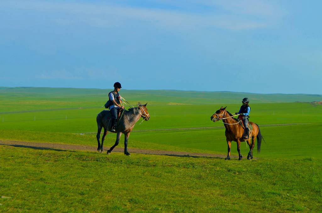 呼倫貝爾大草原騎馬