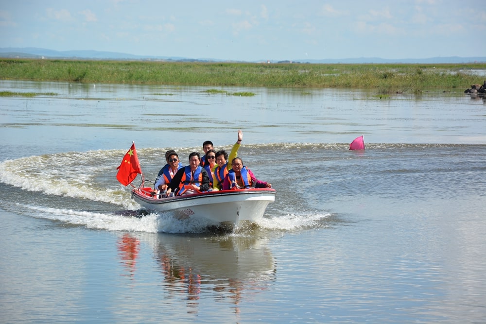 滿(mǎn)洲里呼倫湖