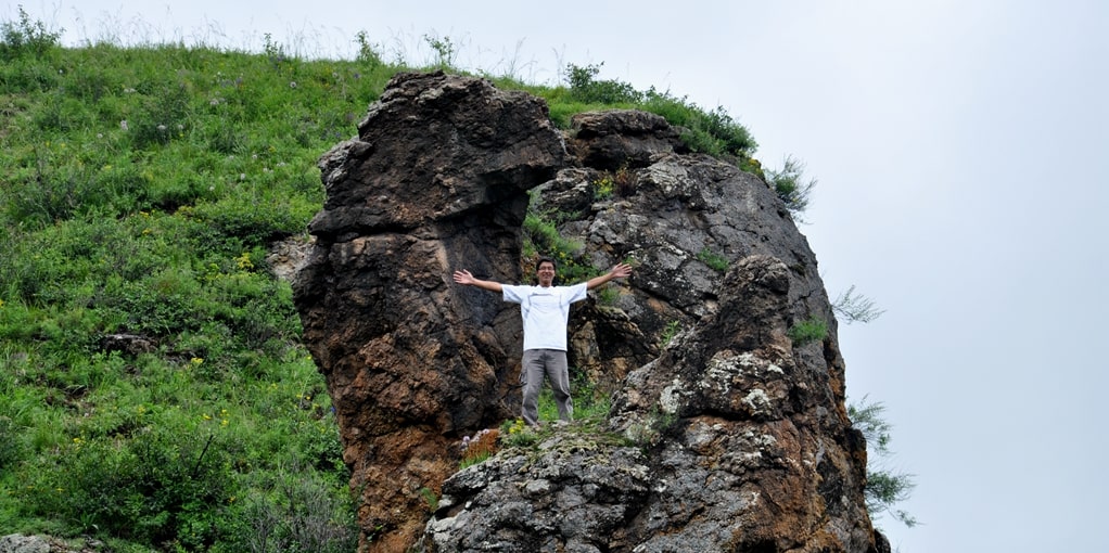 呼倫貝爾老鷹嘴_臨江鷹嘴石