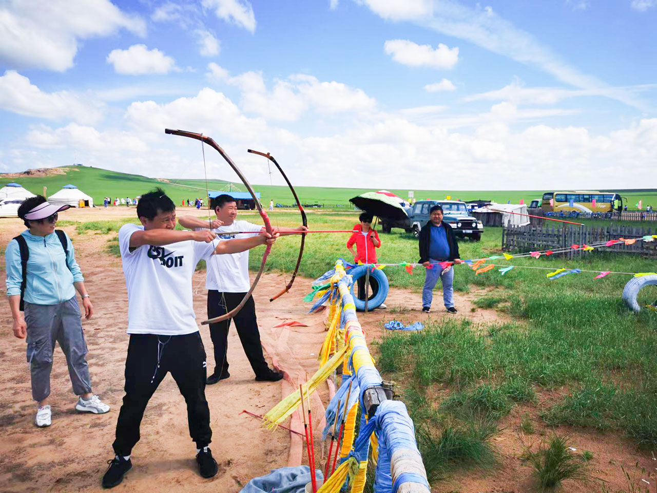 呼倫貝爾草原射箭