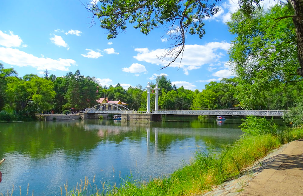 扎蘭屯吊橋公園.jpg